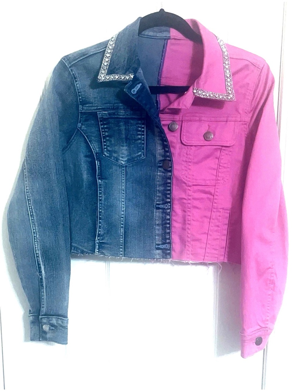 St John’s Bay Two-Tone Blue & Pink Cropped Denim Embellished Cut Off Jacket